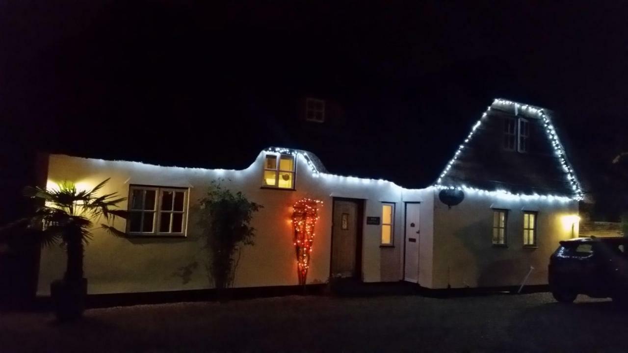 Weir Cottage Fordingbridge Exteriör bild