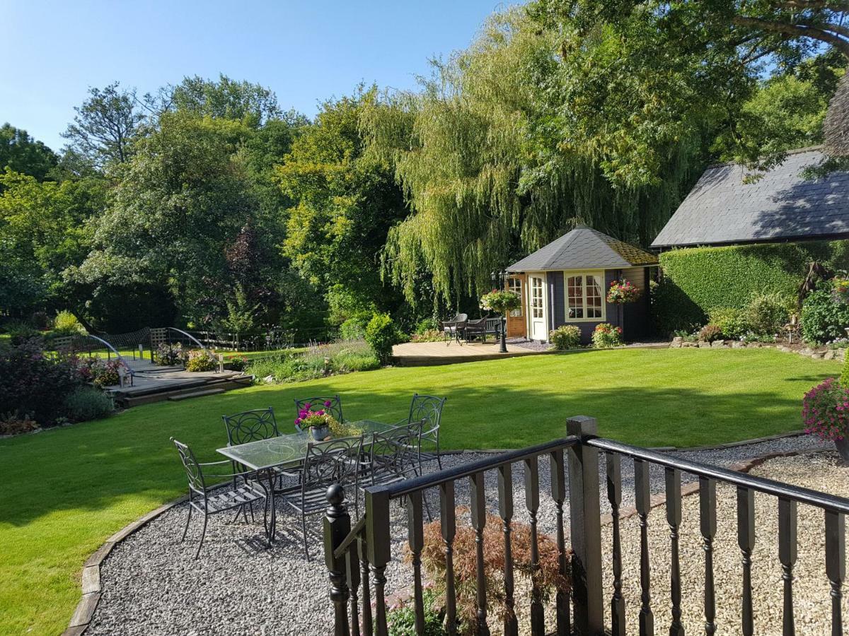 Weir Cottage Fordingbridge Exteriör bild